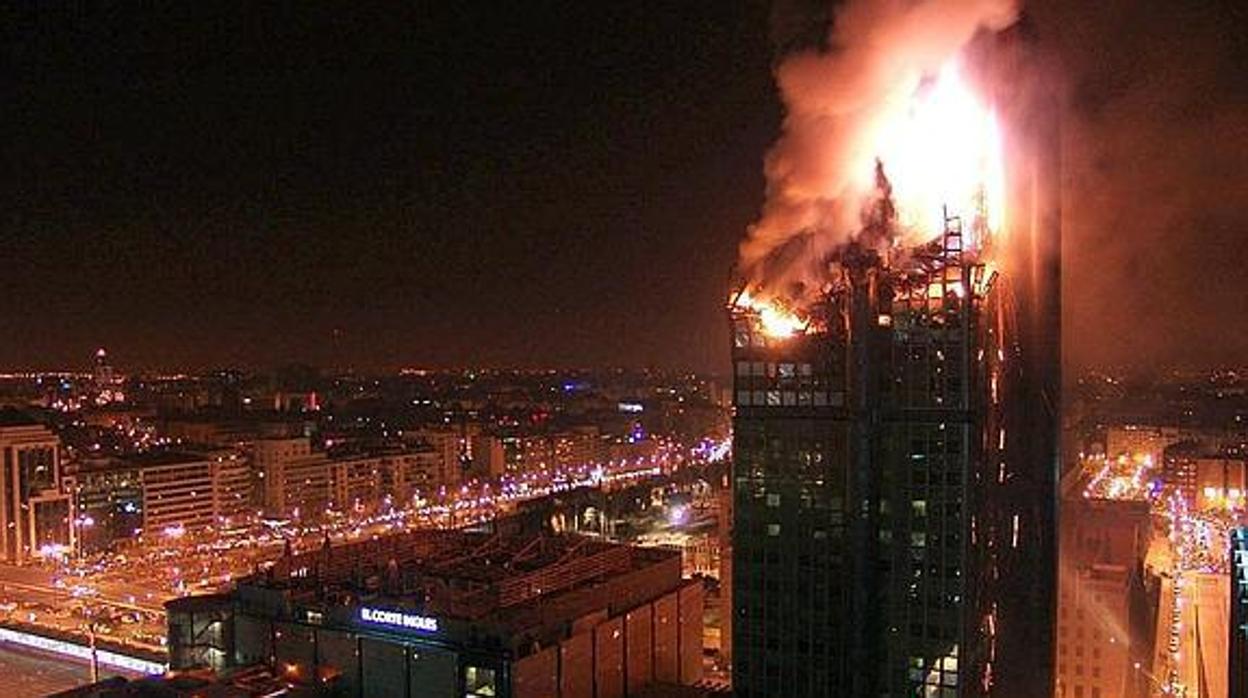 Panorámica del incendio del edificio Windsor