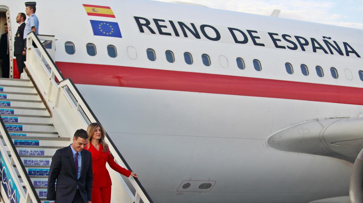 El Gobierno justifica los viajes de Sánchez en aviones oficiales porque son de «interés general»