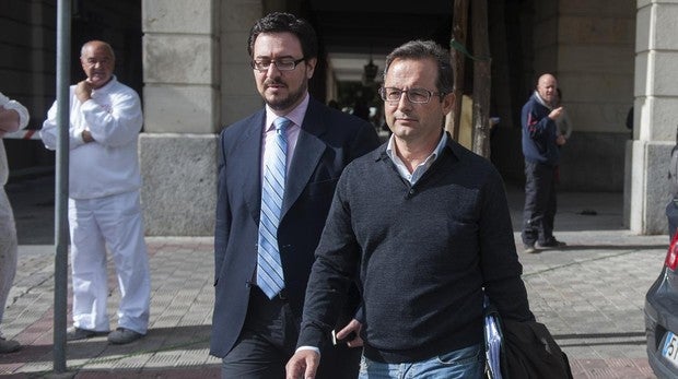 PSOE e IU serán juzgados por lucrarse de una trama de corrupción en Sevilla