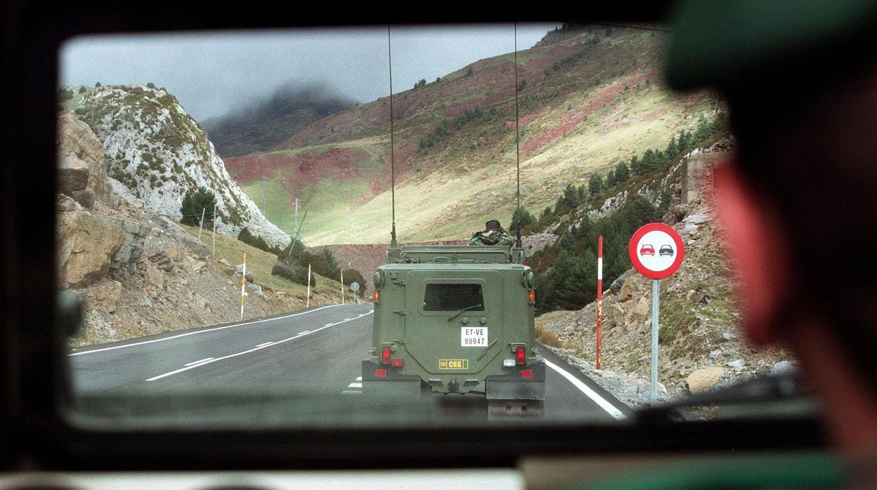 Unidades militares durante unas maniobras en Jaca (Huesca)