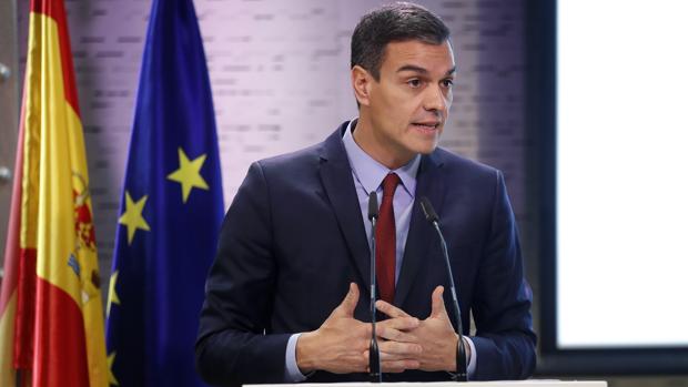 Sánchez promete un «impacto cero» en empleo y población por el fin del carbón