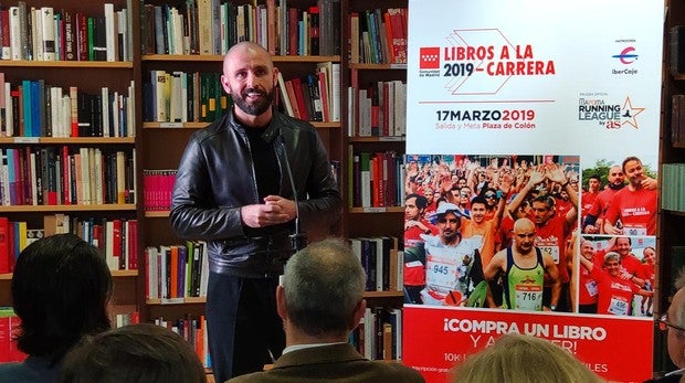 La Comunidad une un año más el «running» y la literatura con «Libros a la carrera»