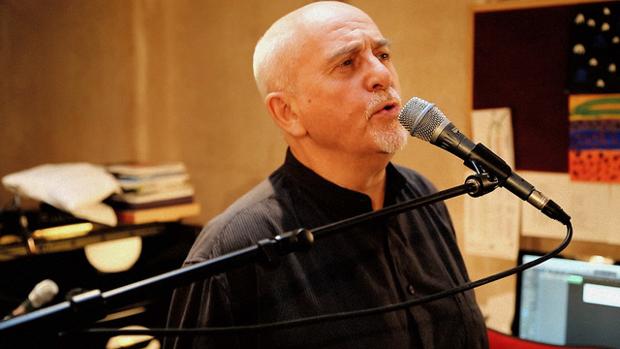 «Hola, soy Peter Gabriel y apoyo el movimiento independentista catalán»