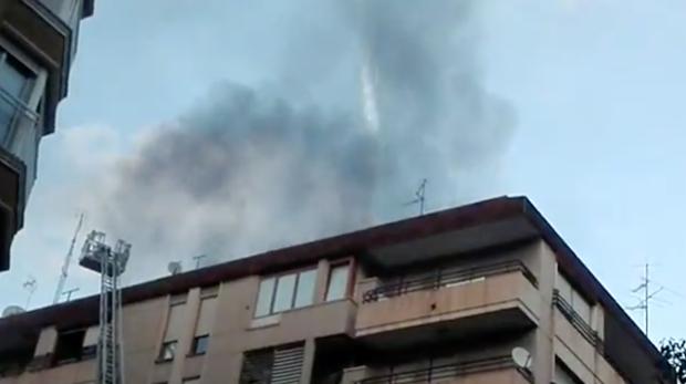 Muere un hombre de 75 años asfixiado en su casa por un incendio en Elche