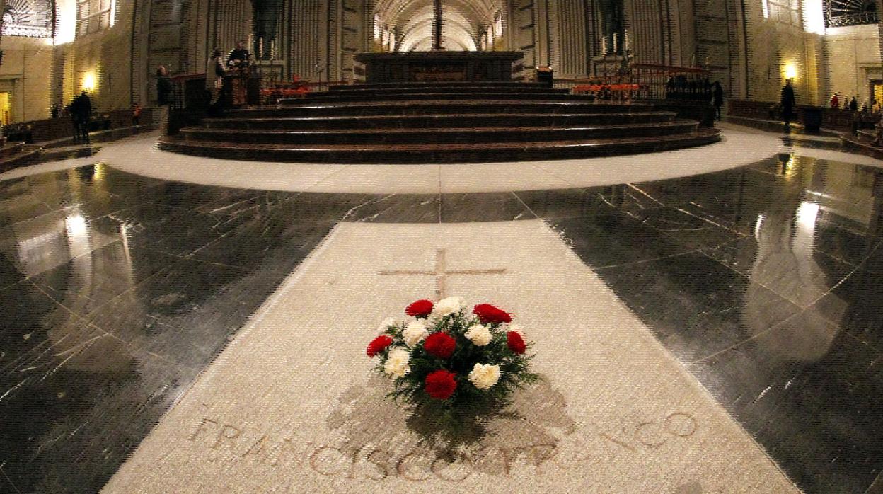 Tumba de Francisco Franco en el Valle de los Caídos