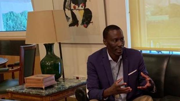 Diouf, el senegalés que el PSOE lleva al Congreso desde Canarias para captar el voto de inmigrantes africanos