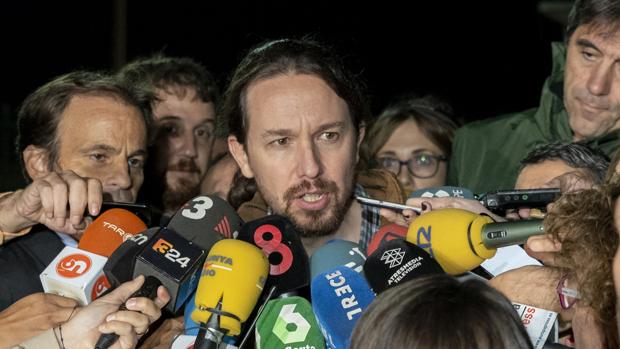 Podemos atiza a Sánchez por la exhumación de Franco: «Es una tomadura de pelo»