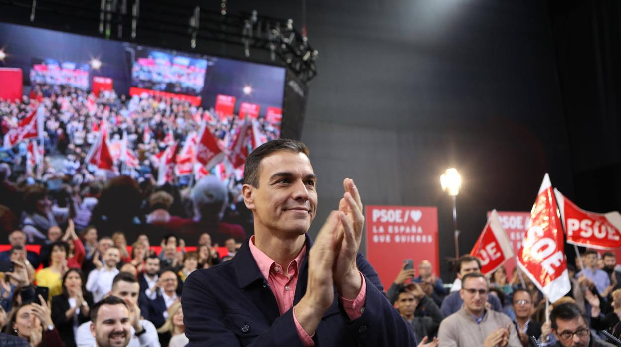 Pedro Sánchez, la pasada semana, durante un mitin de precampaña