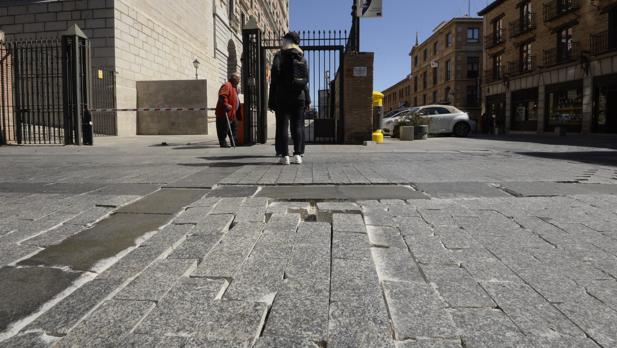 El lunes empiezan las obras para arreglar socavones en el entorno del alcázar de Toledo