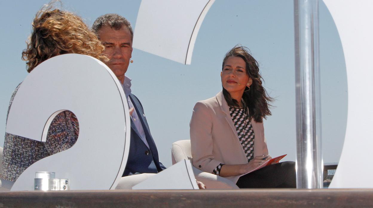 Toni Cantó e Inés Arrimadas, en el acto de Ciudadanos de hoy en Alicante