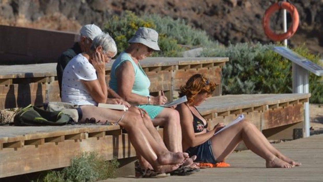 Tiempo de lectura en El Confital, Gran Canaria