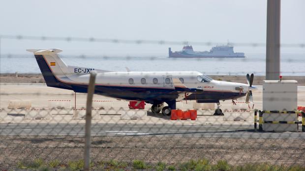 Abandonan una avioneta con 400 kilos de cocaína en la isla de Fuerteventura