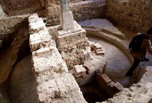 La bodega del siglo XV descubierta bajo el suelo del palacio