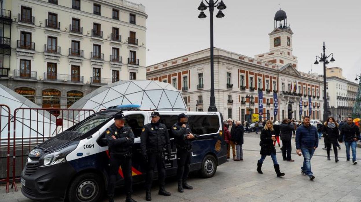 La Policía Nacional en la Puerta del Sol