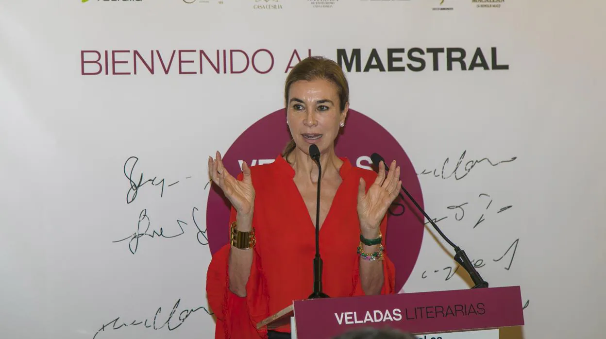 Carmen Posadas, en las veladasliterarias de Maestral