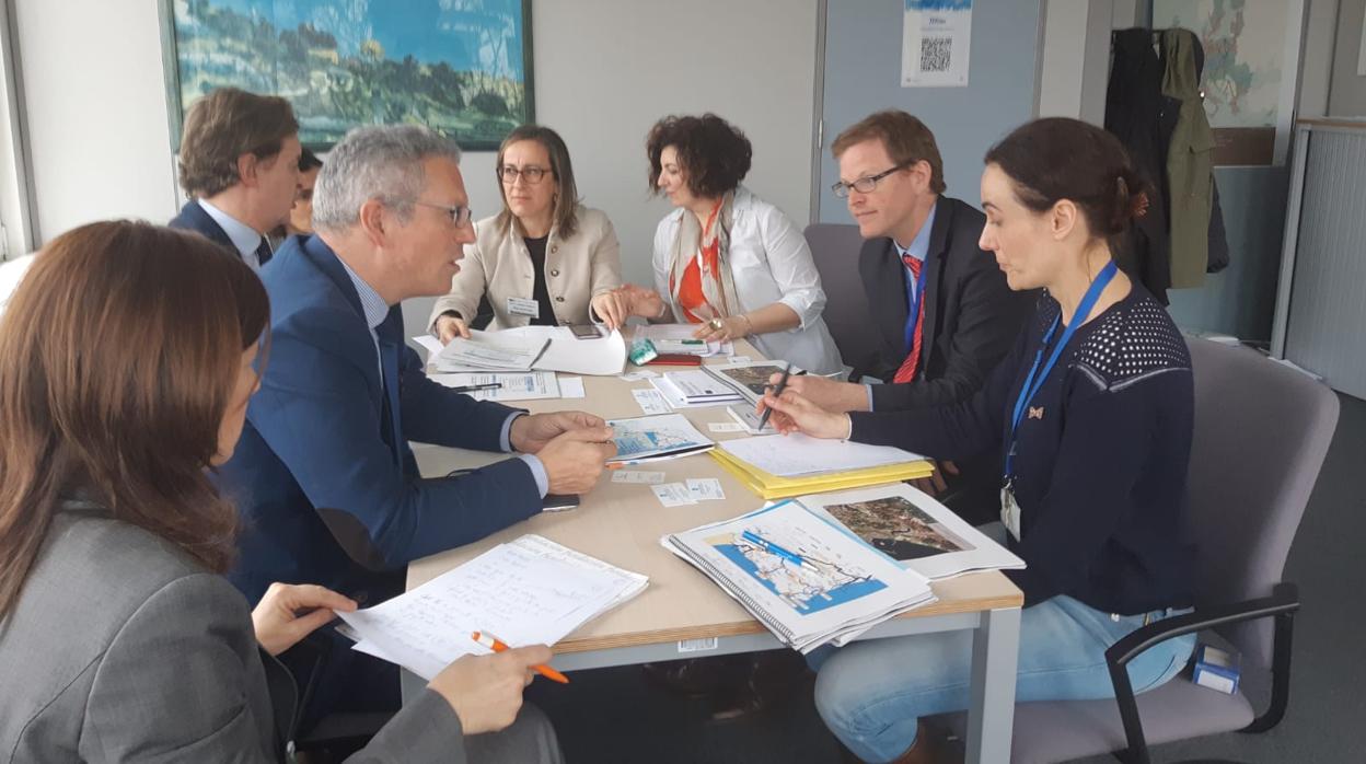 Ethel Vázquez en la reunión mantenida esta mañana en Bruselas