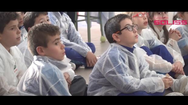 El vídeo que muestra a los niños el «lado divertido» de la ciencia