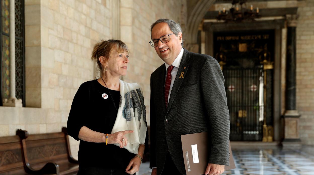 Quim Torra junto a la activista por los derechos humanos y premio nobel de la Paz Jody Williams