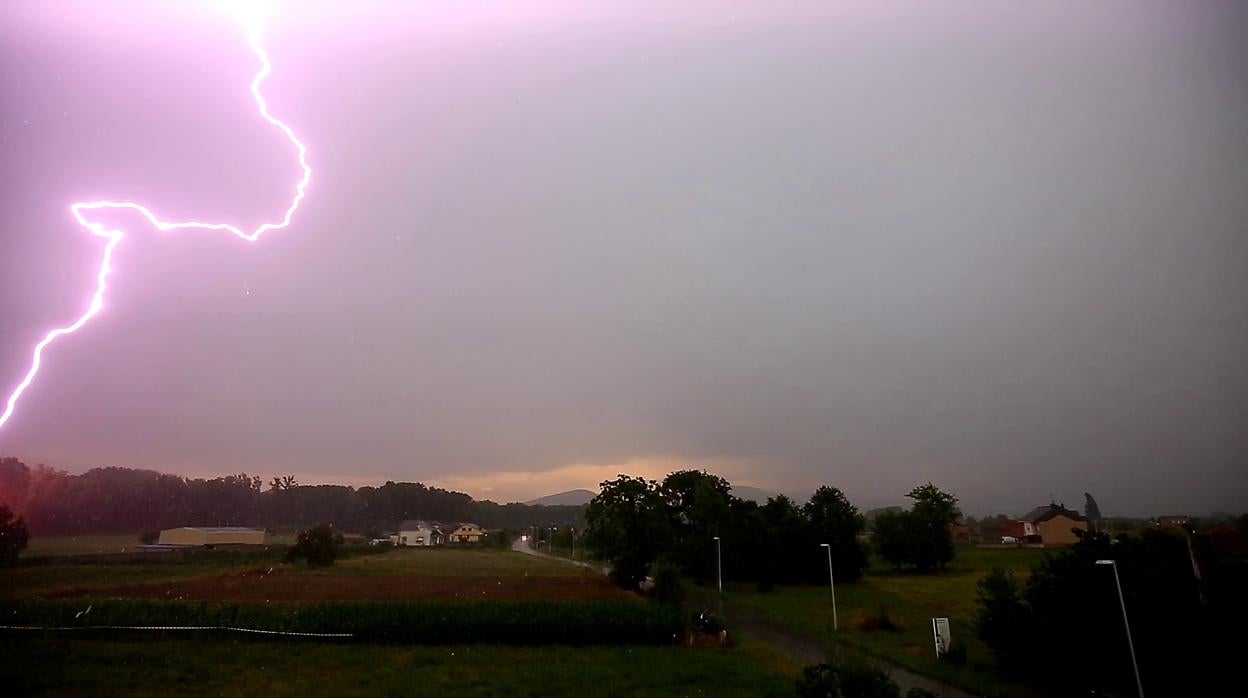 Las tormentas dejan 178 rayos en 24 horas en Castilla y León