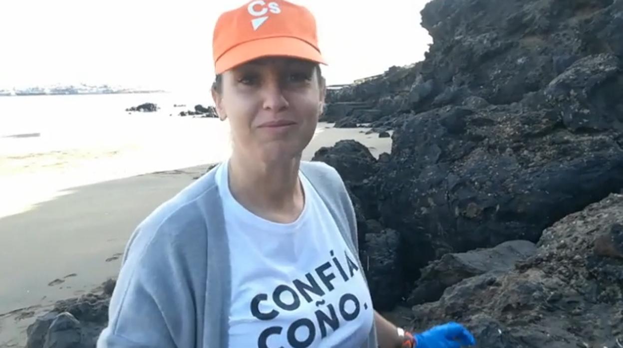La provocadora camiseta en Canarias de Melisa Rodríguez: «Confía, coño»