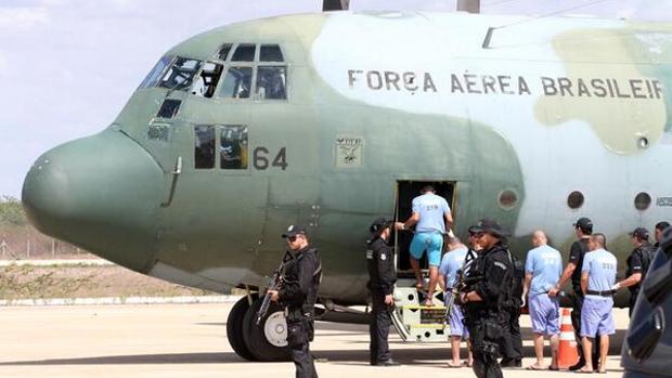 Pasaban coca por Canarias en aviones militares de Brasil