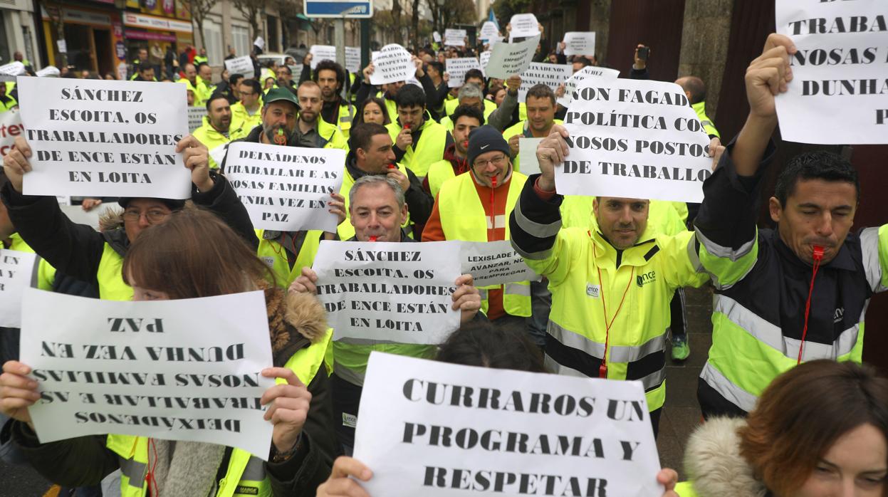 Marcha de los trabajadores de Ence, el pasado día 10 en Santiago