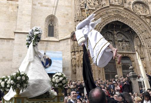 Bajada del Ángel en Aranda de Duero