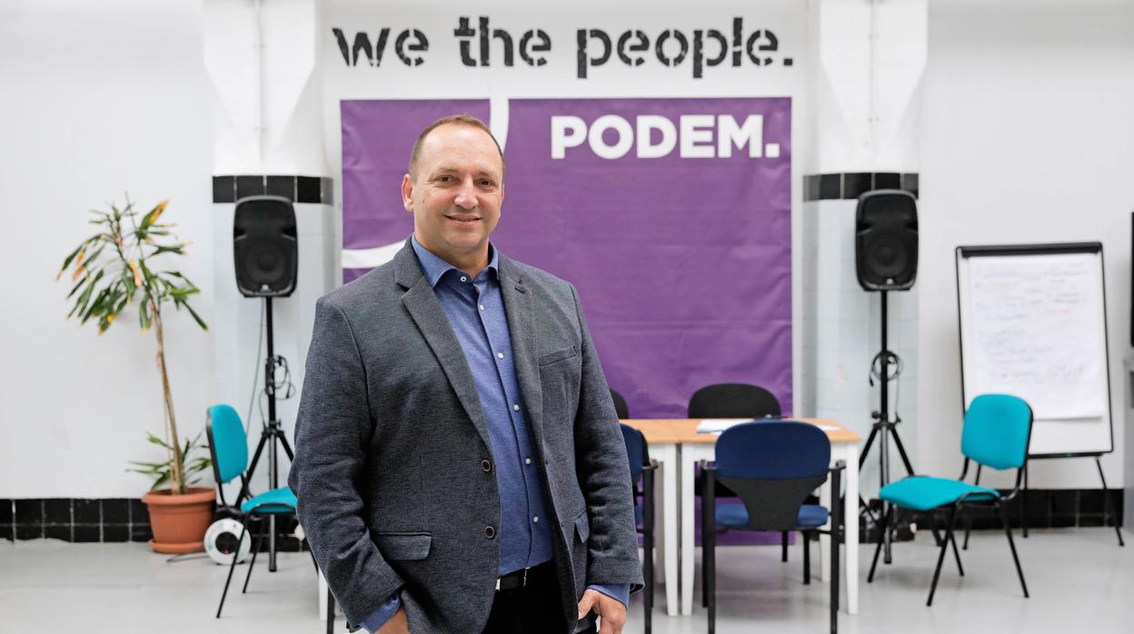 Rubén Martínez Dalmau, en la sede de Podemos en Valencia