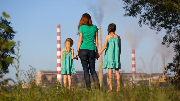 La contaminación resta 125.000 años de vida saludable a la infancia europea, según un estudio