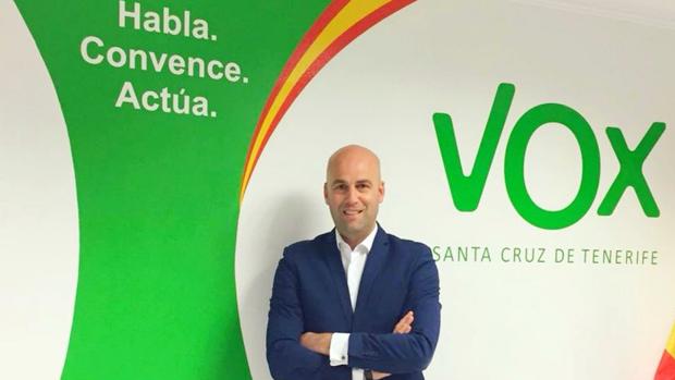 Vidania y Rocha, con Vox al Parlamento de Canarias