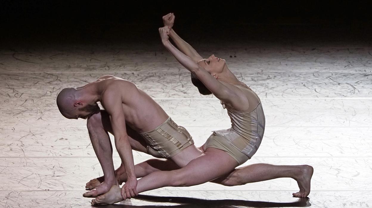 Un momento de la representación del Ballet de la Ópera de Lyon
