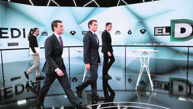 Sánchez se reunirá la semana que viene con Casado, Rivera e Iglesias