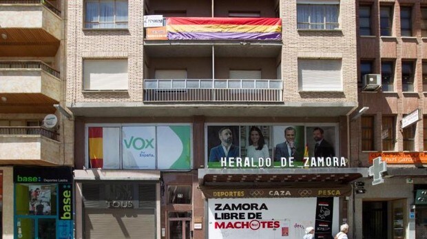 Vox, feminismo y república comparten la misma «casa» en Zamora