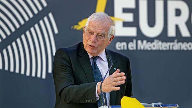 Borrell respeta que Puigdemont pueda presentarse a las elecciones europeas