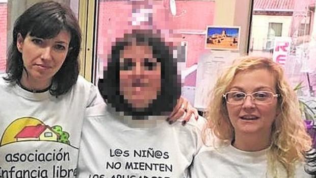 Orden de alejamiento para la asesora de Podemos que secuestró a su hija