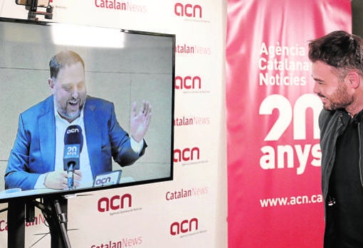 Oriol Junqueras, en una rueda de prensa desde Soto del Real