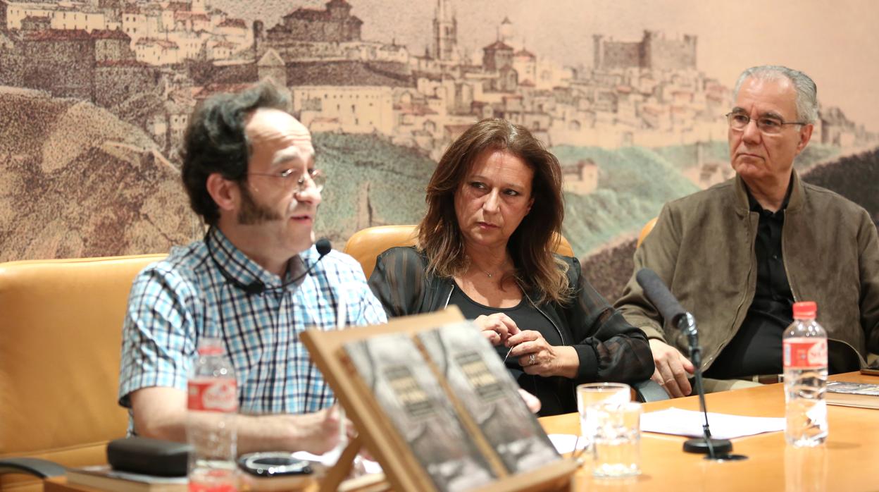 Santiago Sastre, María José Muñoz e Hilario Barrero