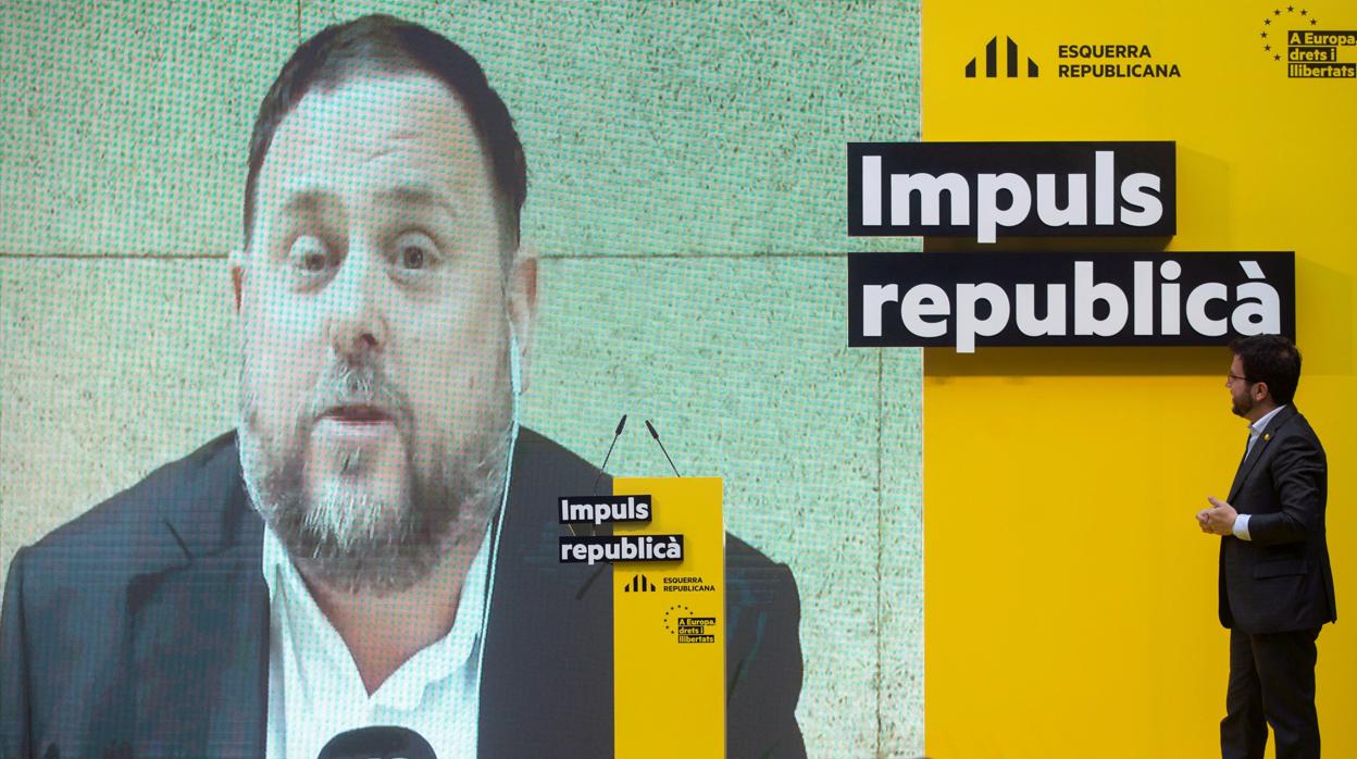 Junqueras interviene mediante un vídeo grabado en la cárcel en un acto electoral de ERC el martes