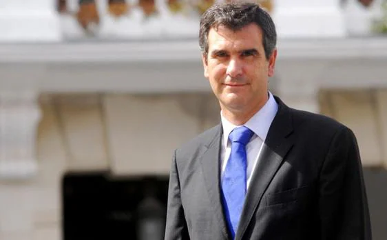 Antonio Román no se quedará en la oposición si pierde las elecciones