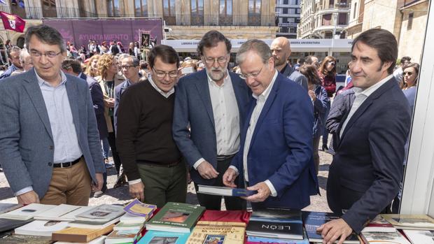 Rajoy: «Somos un partido de todos, no para una pandilla»