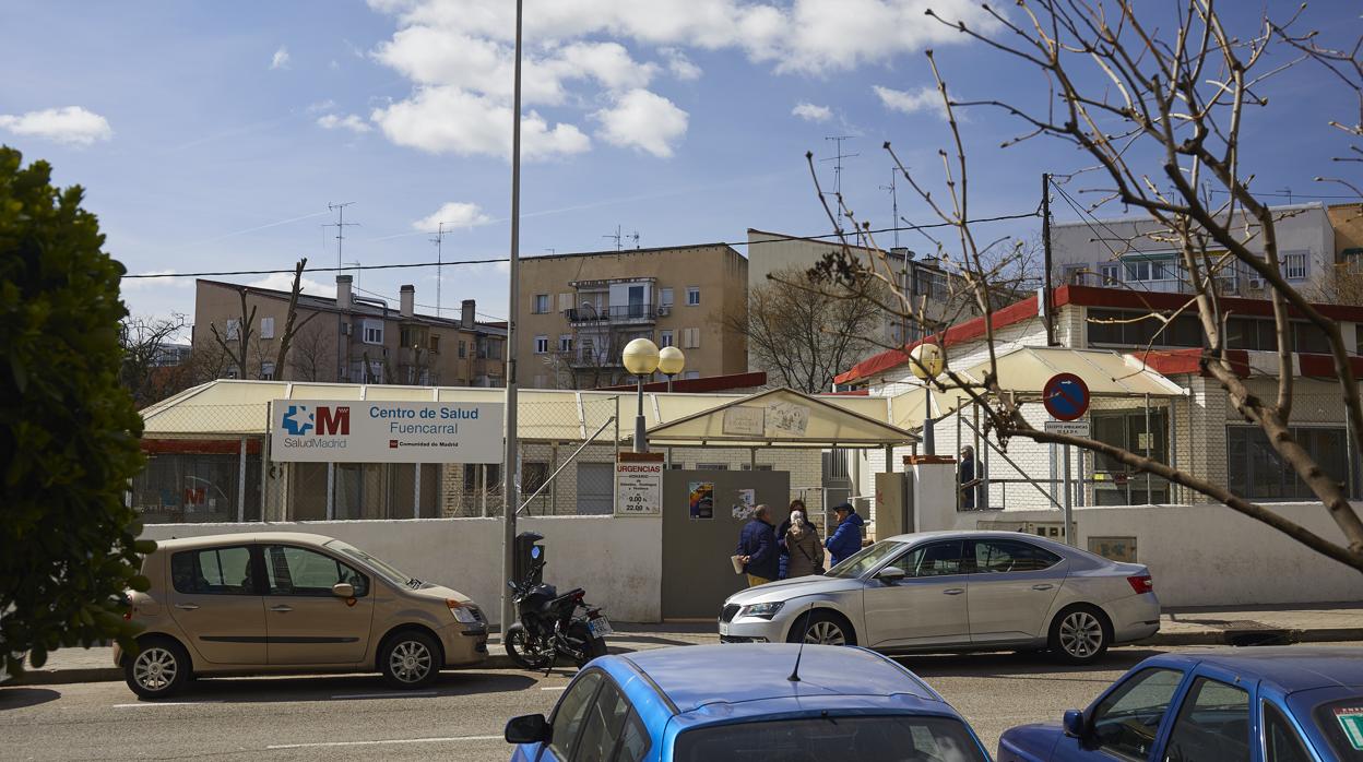 Entrada a un centro de salud en Madrid