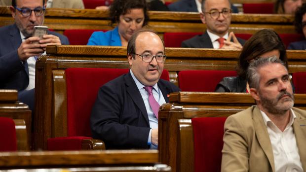 El Constitucional estudiará si el veto a Iceta como senador vulneró sus derechos