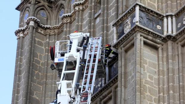 Un andamio cubrirá toda la torre de la catedral para su restauración