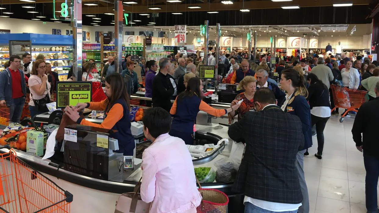 Supermercado inaugurado por Gadis en Benavente (Zamora)