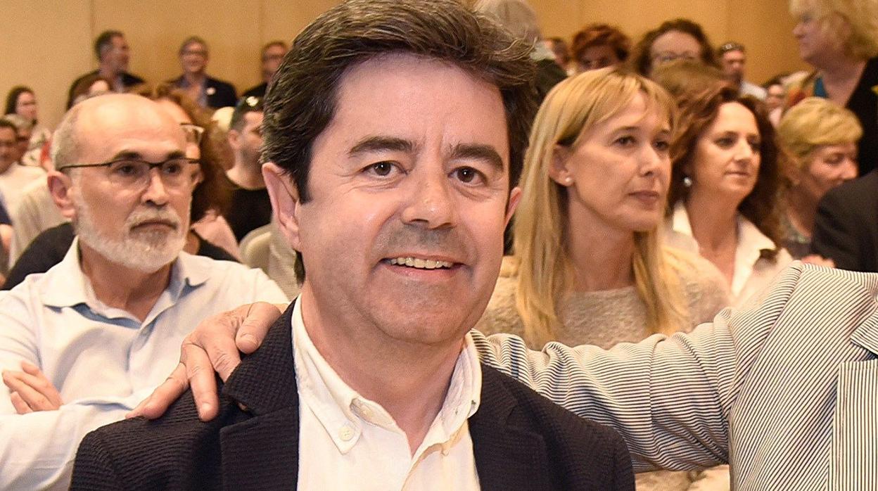 Luis Felipe, alcalde de Huesca y candidato a la reelección por el PSOE