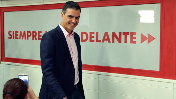 El PSOE gana en la mayoría de las autonomías pero tropieza en Castilla y León y pierde la Comunidad de Madrid