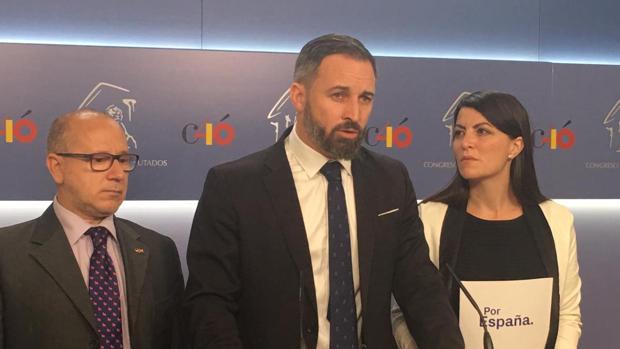 Abascal exige al Gobierno en funciones las actas e informes de la negociación con ETA