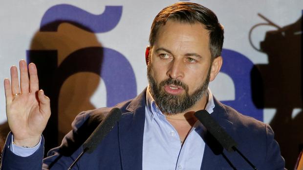 Abascal avisa a Rivera: «Entre la espada y la pared, cojo la espada, da igual las consecuencias»