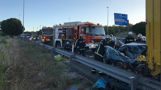 Un muerto y dos heridos en un accidente en la M-50 a la altura de Las Rozas