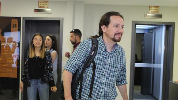 Iglesias culpa a todos menos a él mismo del desplome de Podemos